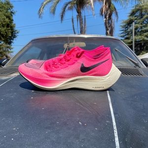 Nike Vaporfly Next %